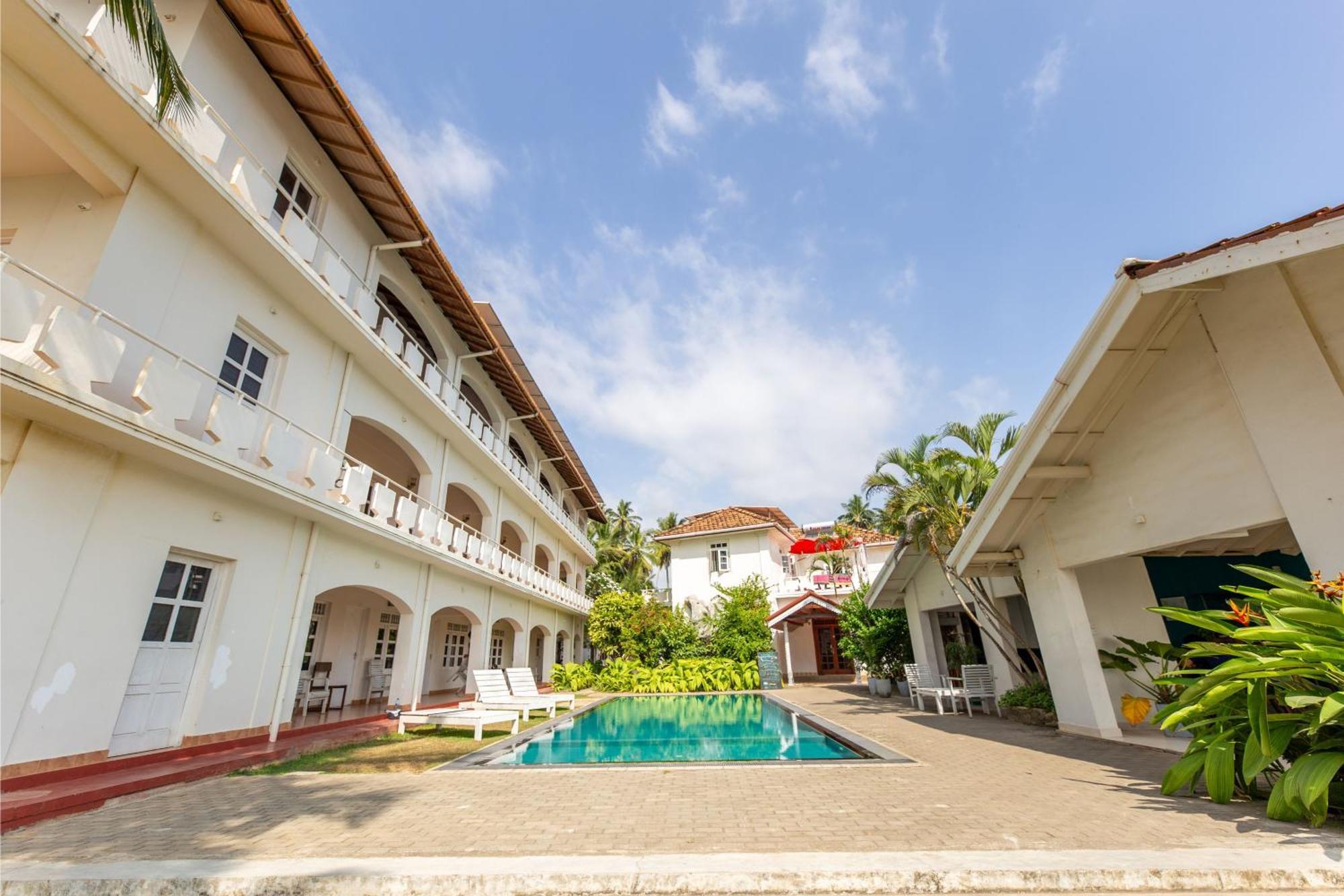 Shangrela Beach Resort By Ark Ambalangoda  Bagian luar foto