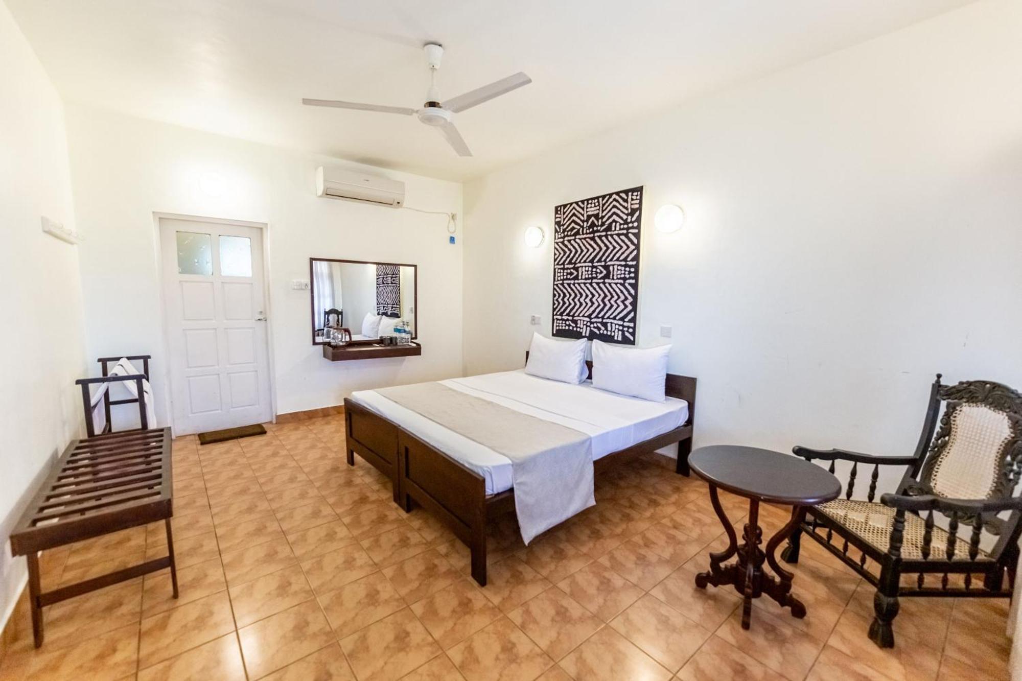 Shangrela Beach Resort By Ark Ambalangoda  Bagian luar foto