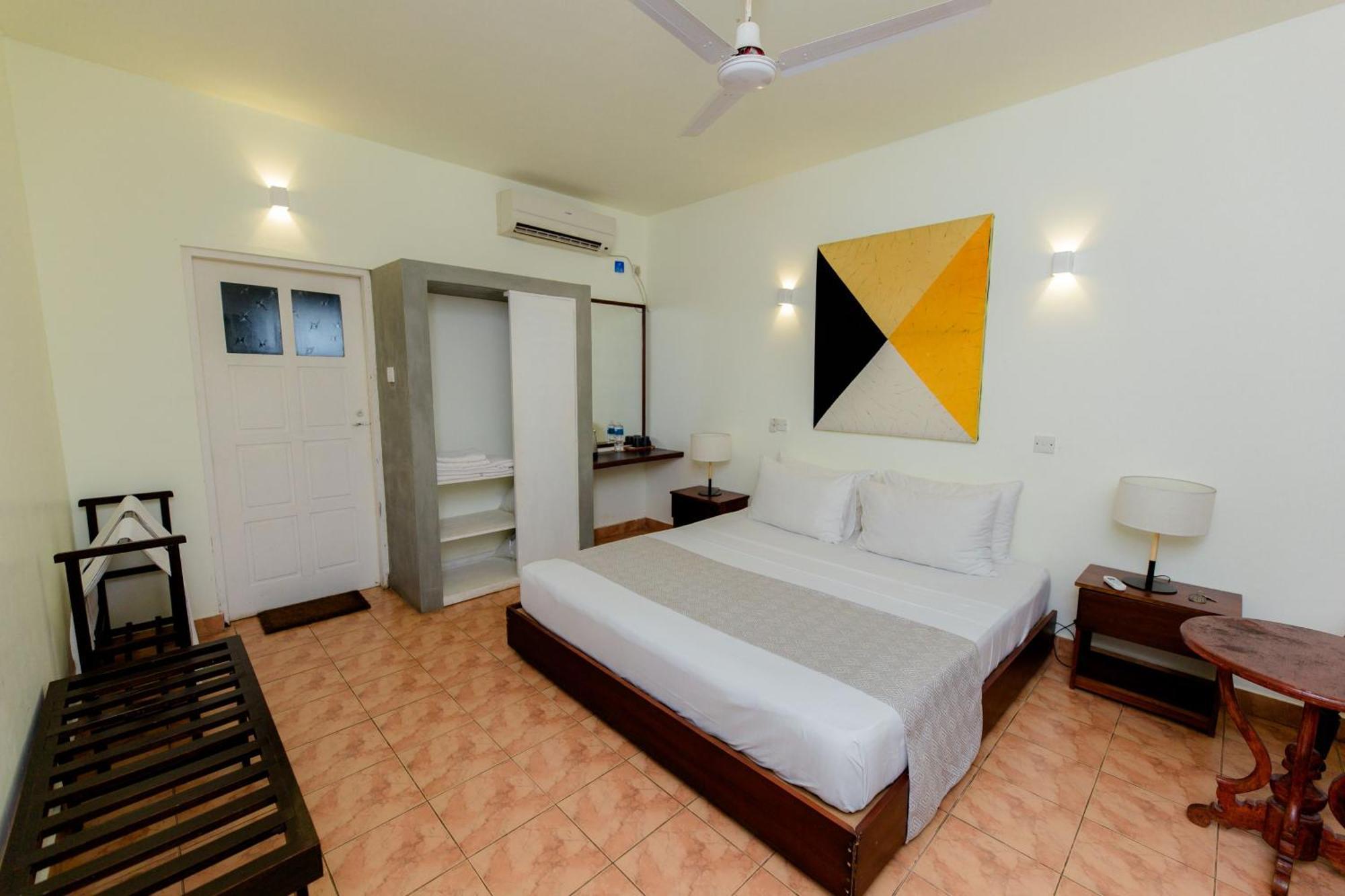 Shangrela Beach Resort By Ark Ambalangoda  Bagian luar foto